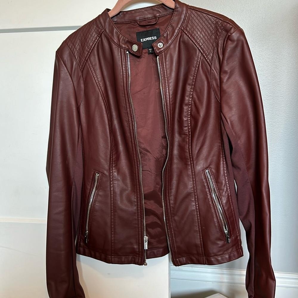 Burgundy full leather jacket-excellent condition